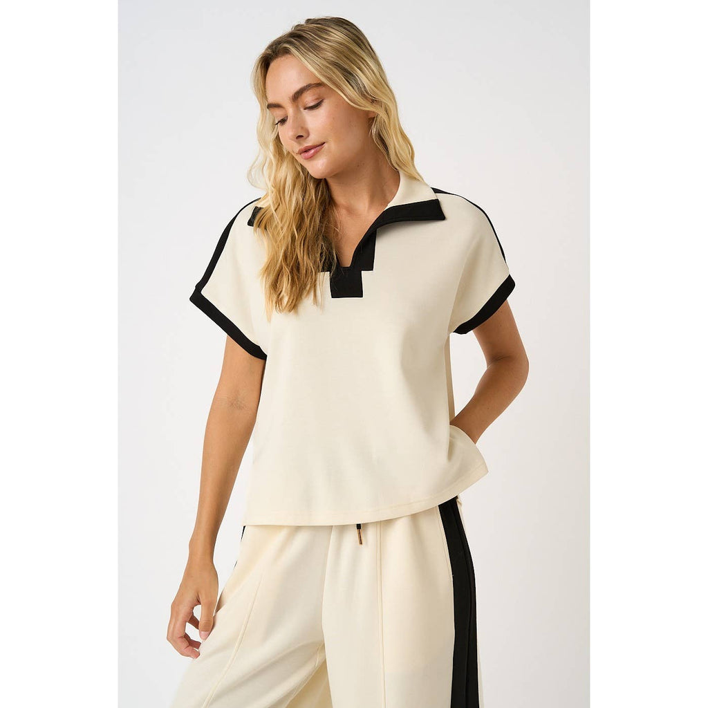 CLOUD KNIT CONTRAST STRIPE POLO SHORT SLEEVE TOP
