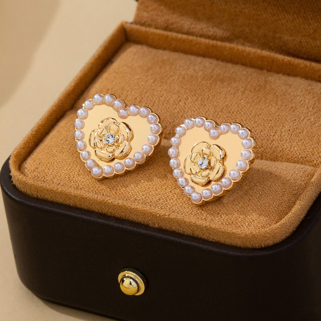 Vintage-Inspired Rose & Pearl Heart Earrings | 80E62528
