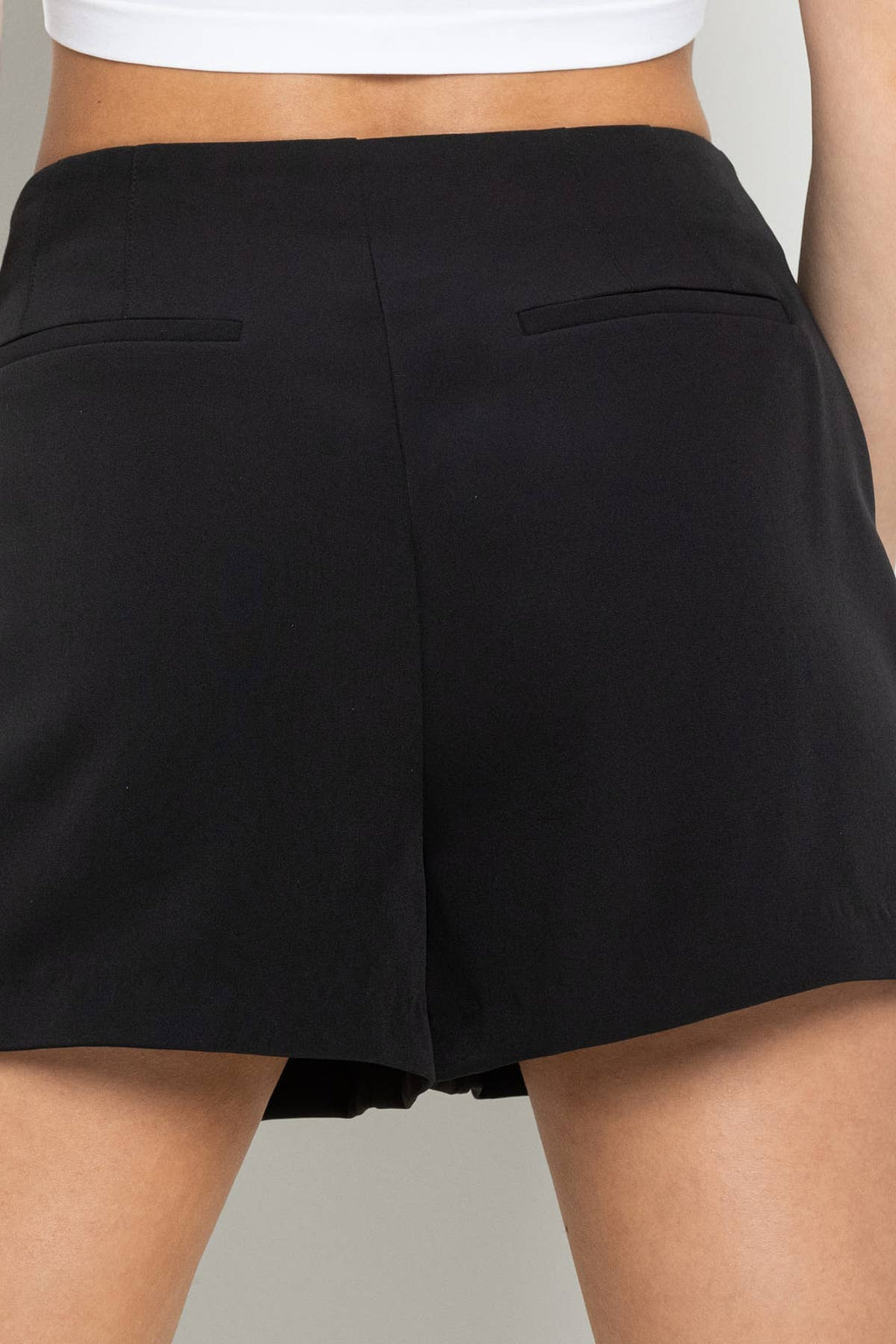 6116- SOLID HIGH WAIST SHORTS