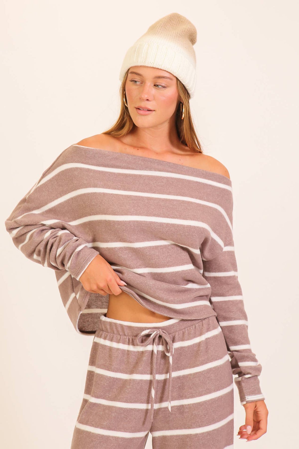 Striped One-Shoulder Lounge Set