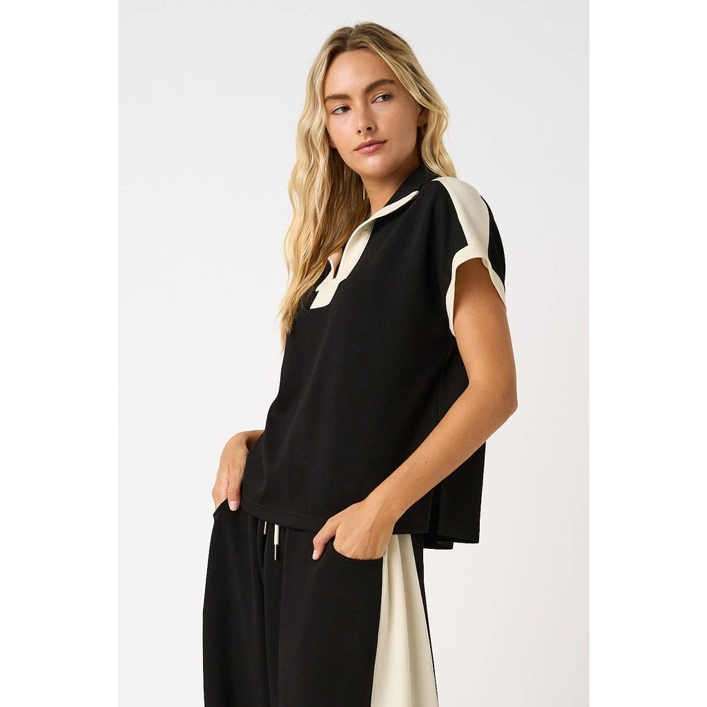 CLOUD KNIT CONTRAST STRIPE POLO SHORT SLEEVE TOP