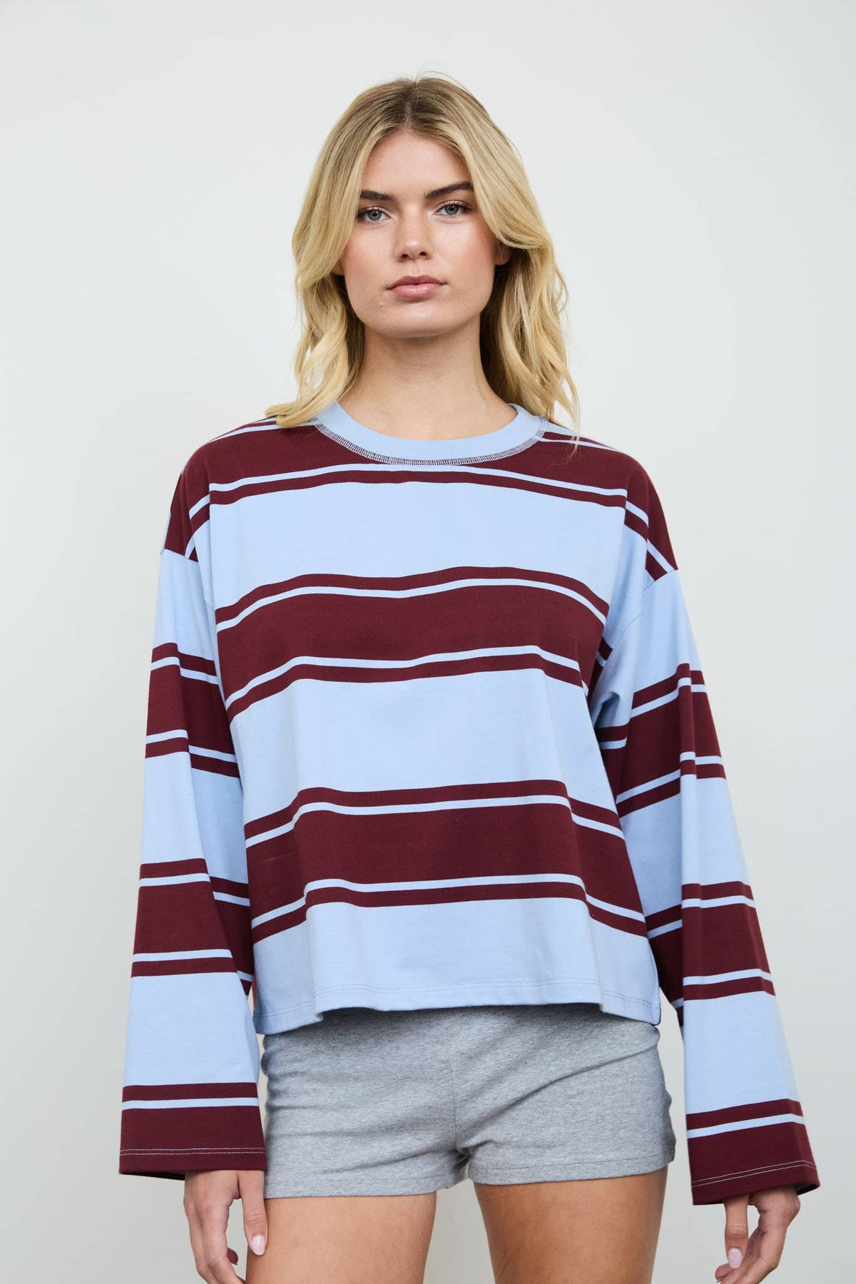 WIDE STRIPE CREW NECK LONG SLEEVE KNIT SWEATSHIRT