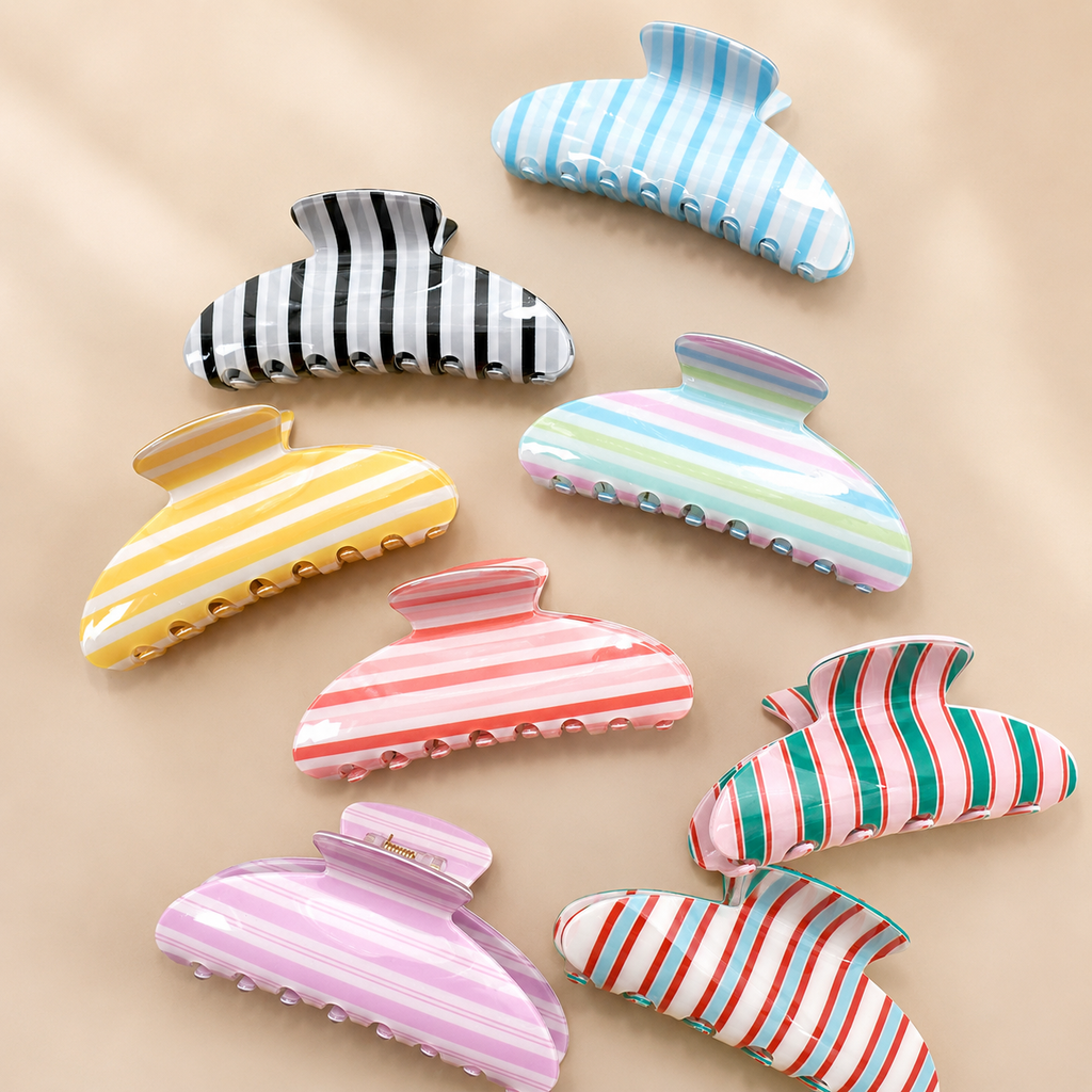 JUMBO STRIPE PLAID OVAL HAIR CLAW CLIPS | 40H1069