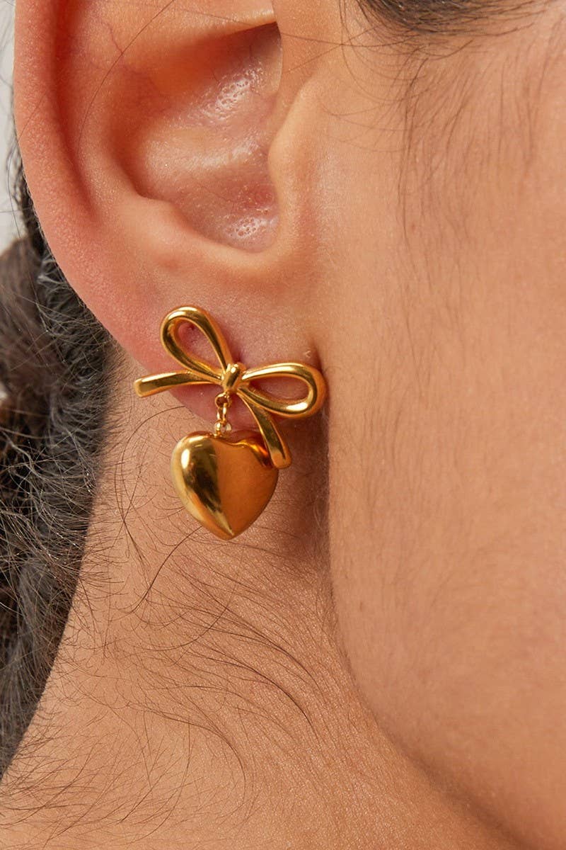 18K STAINLESS STEEL TARNISH FREE HEART EARRINGS | 40E339