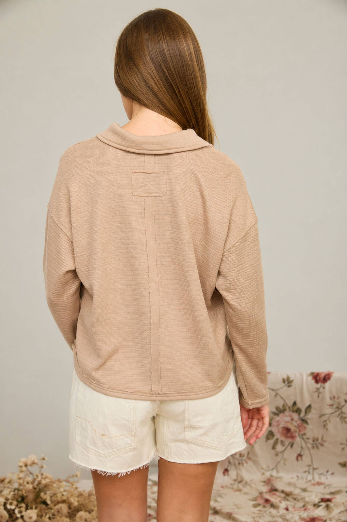 EXPOSED SEAM LONG SLEEVE TEXTURED KNIT POLO