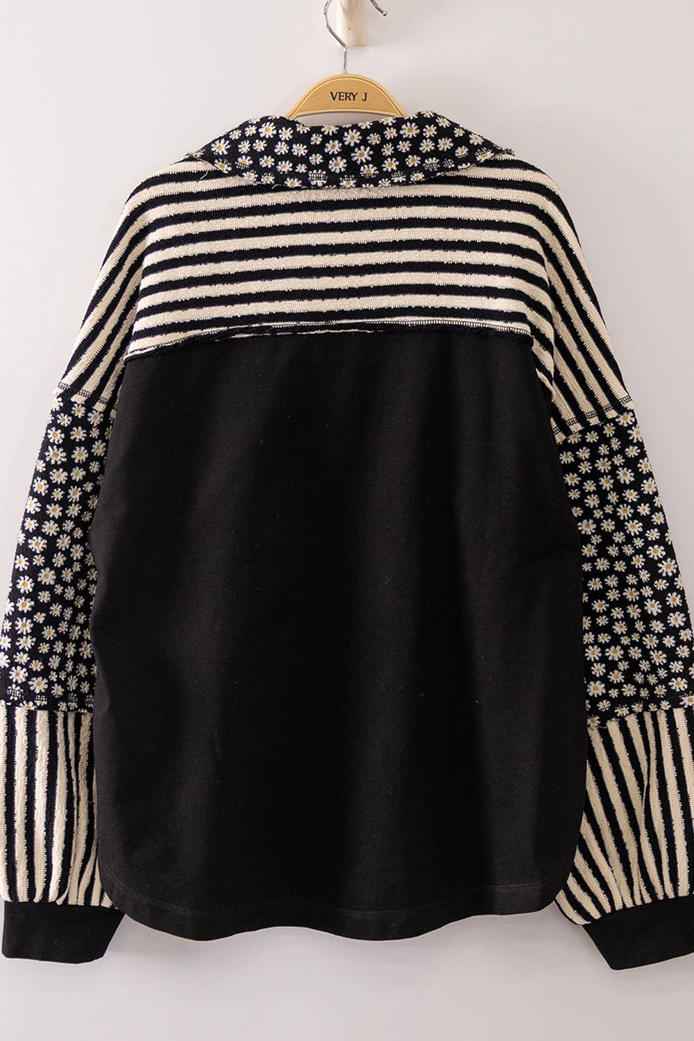 NT12889-Daisy Stripe Contrast Top