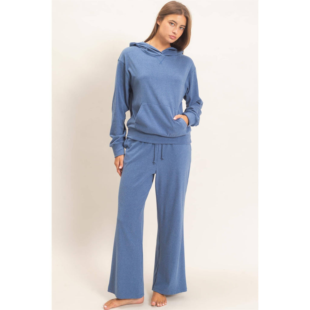 Long Sleeve Hoodie With Kangaroo Pocket