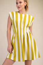 Round Neck Waist Pleated Mini Dress