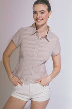 0410 Short Sleeve Collared Ruffled Hem Shirt SI-29702