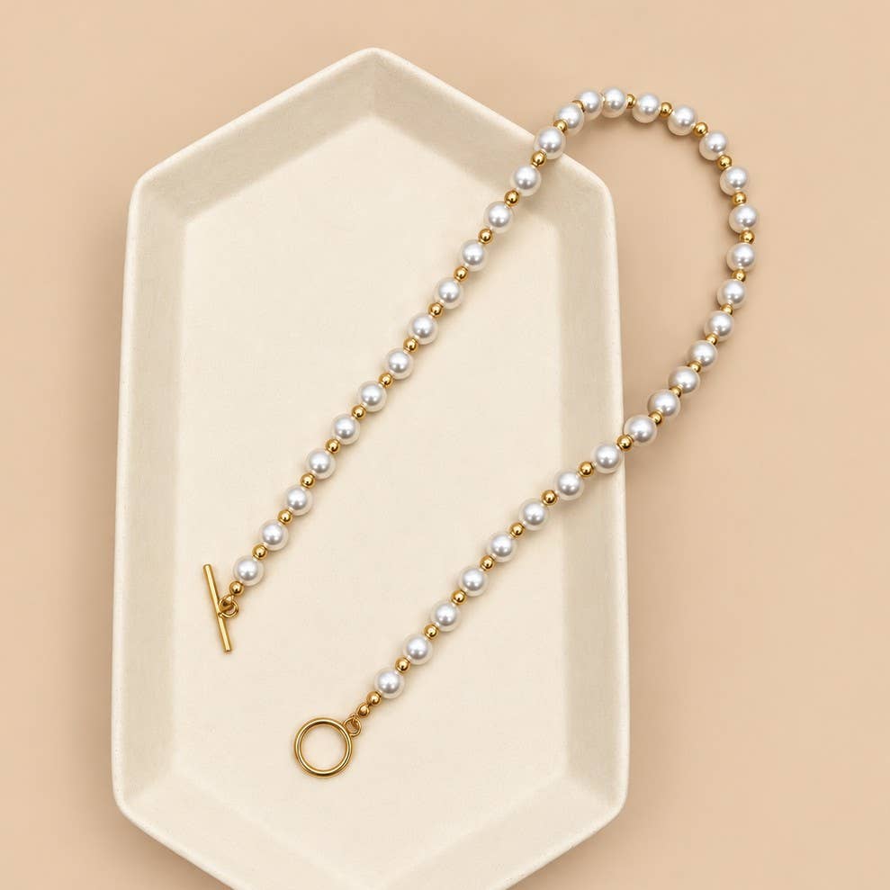 Classic Pearl Beaded Toggle Closure Necklace | 40NK9792