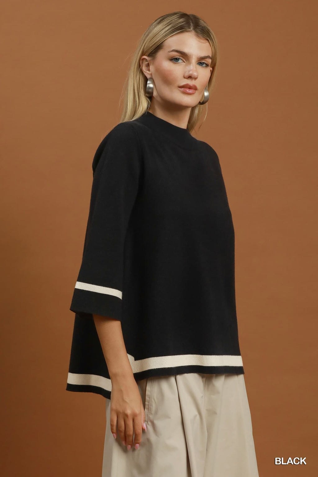 Contrast Trim Mock Neck 3/4 Sleeve Knit Top