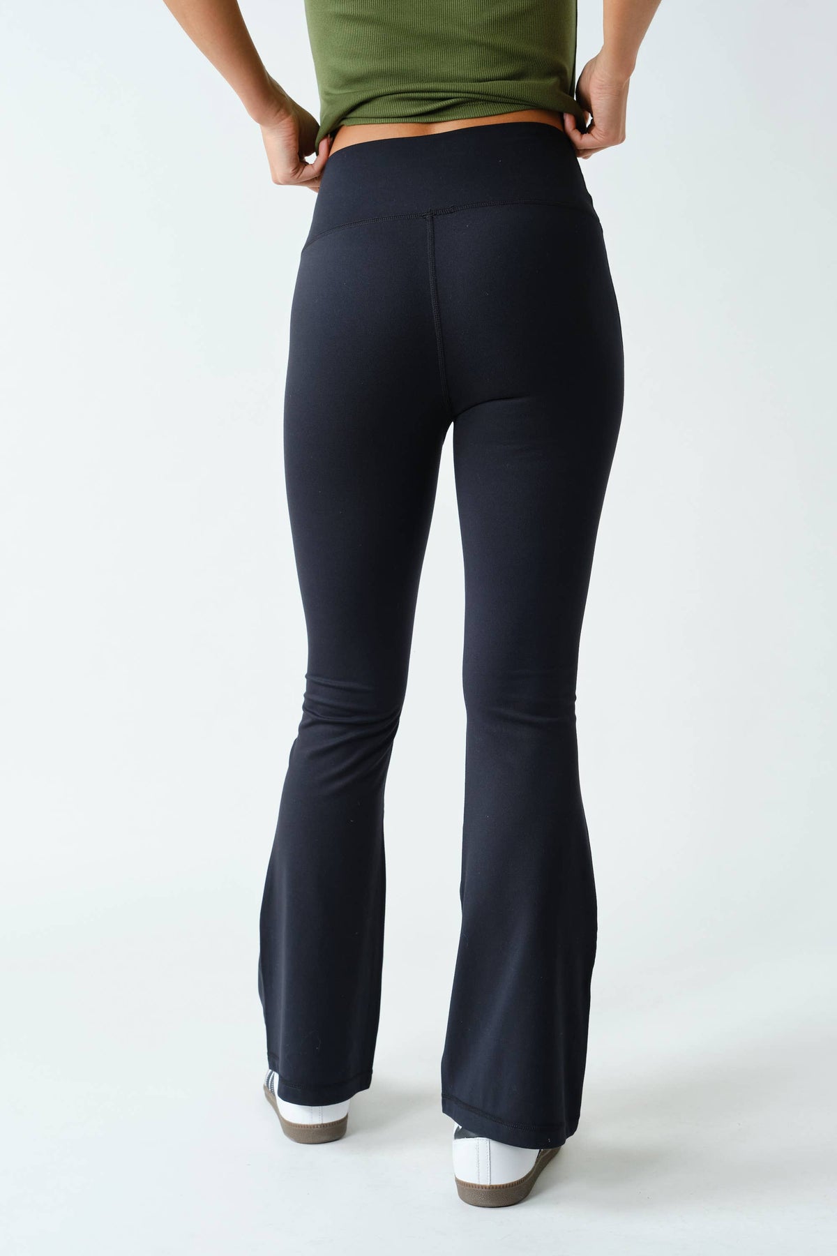 Venice Seamless-Front Flare Pants