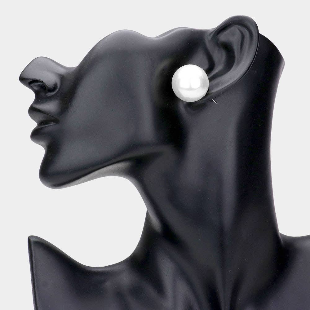 20mm Pearl stud earrings