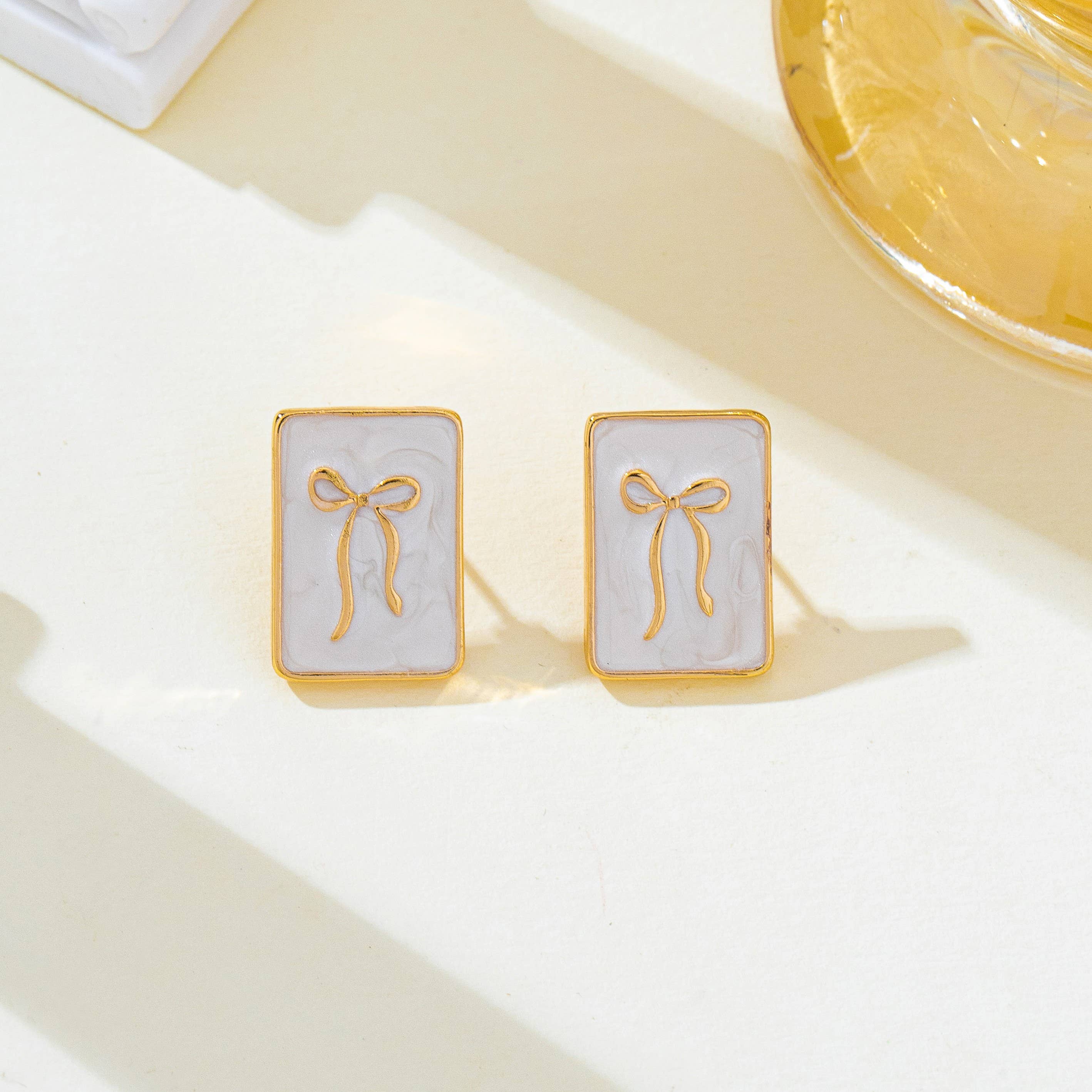 Vintage Enamel & Gold Bow Stud Earrings | 80E62447