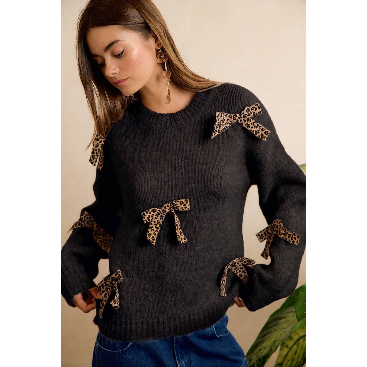 LEOPARD BOW ACCENT SOFT KNIT PULLOVER SWEATER