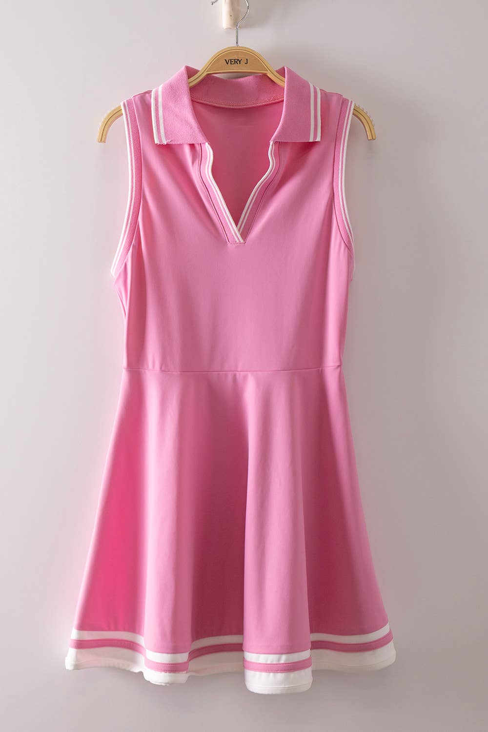 ND32089-Collared Sleeveless Activewear Tennis Dress
