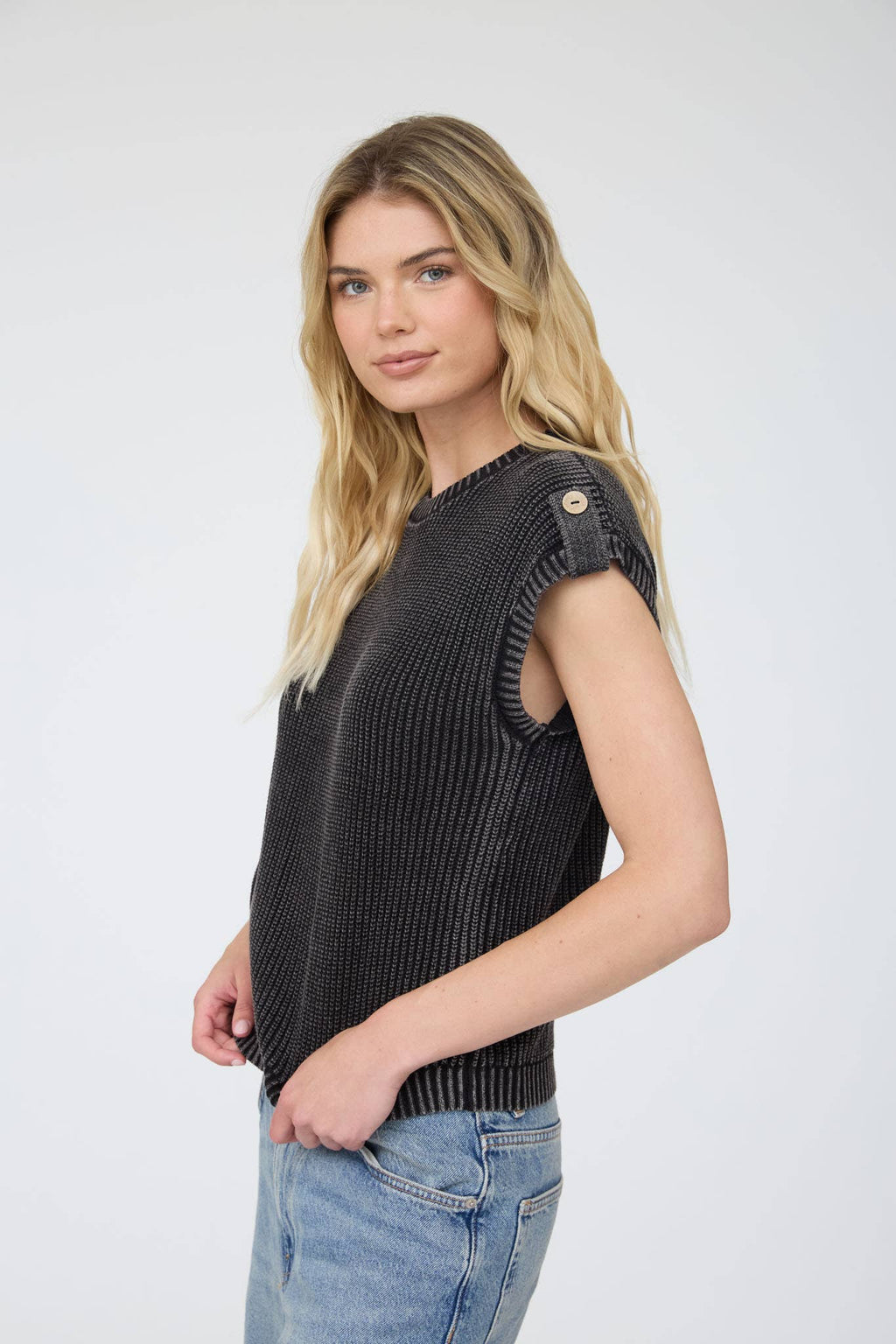 ACID WASHED TAB SLEEVE BACK BUTTON KNIT TOP