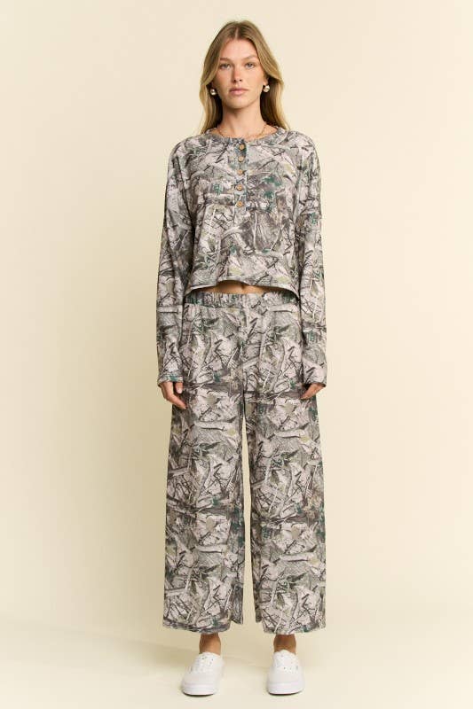 PLUS SIZE HUNTING CAMO LONG PANTS LOUNGE SET