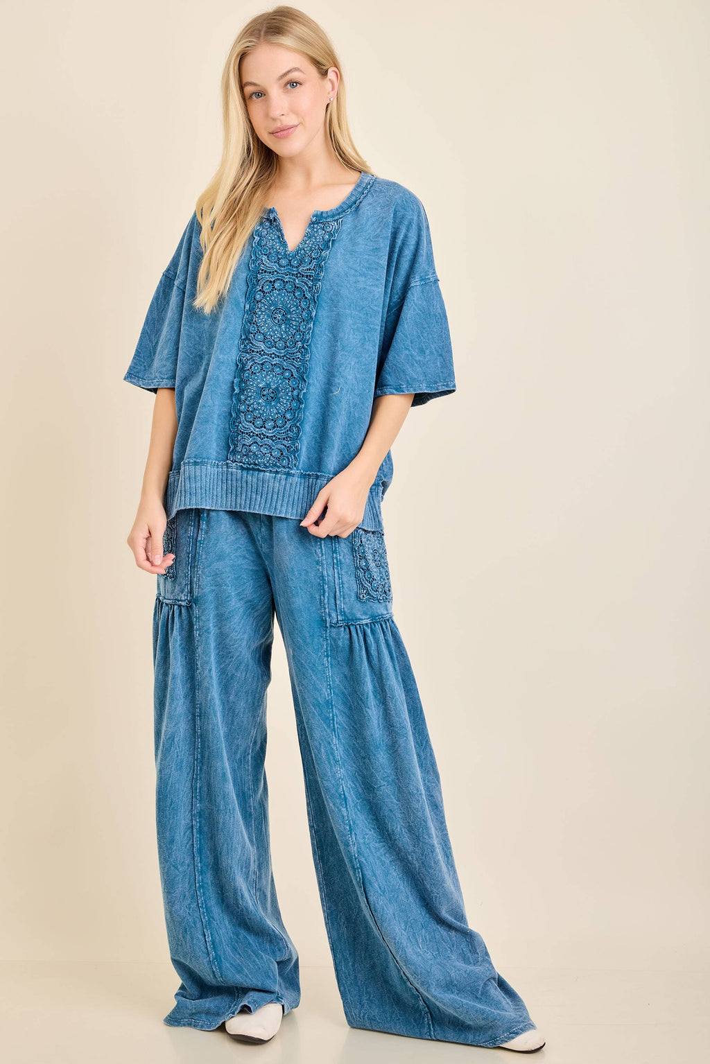 Mineral Washed Boho Trim Patched Pockets Pants HP7542