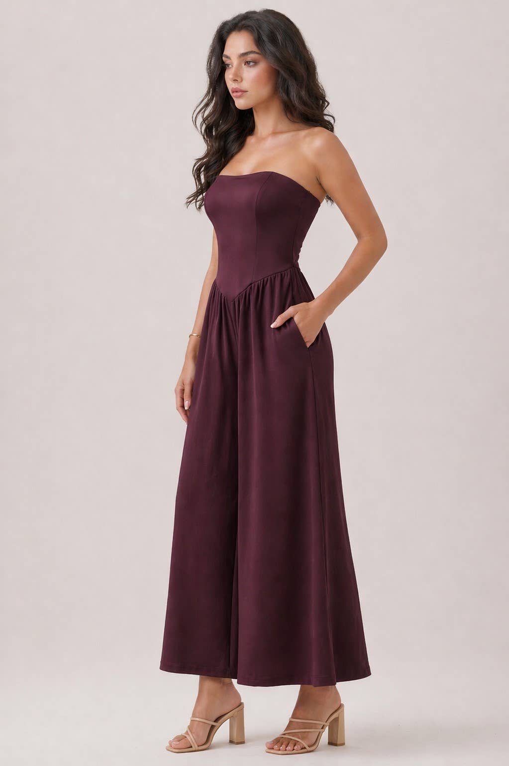 JR56941C - V SHAPE DROP WAIST TUBE JUMPSUIT
