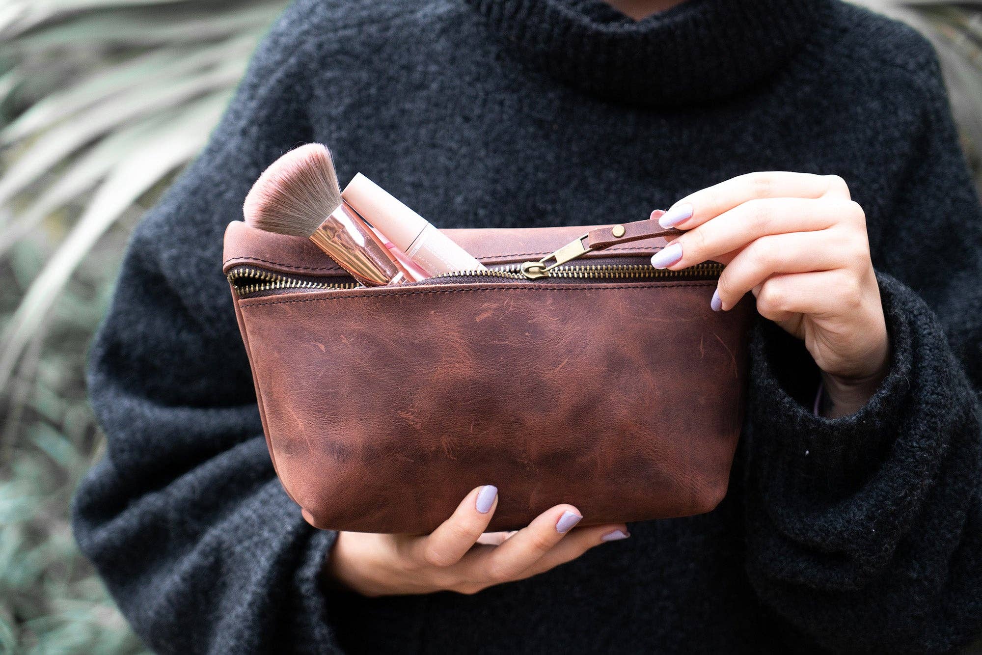 Personalized Leather Make Up Bag, Perfect Bridesmaid Gift, Makeup Organizer, Cosmetic Bag, Makeup Case, Make Up Bag Gift for Women, Personalized Makeup Bag