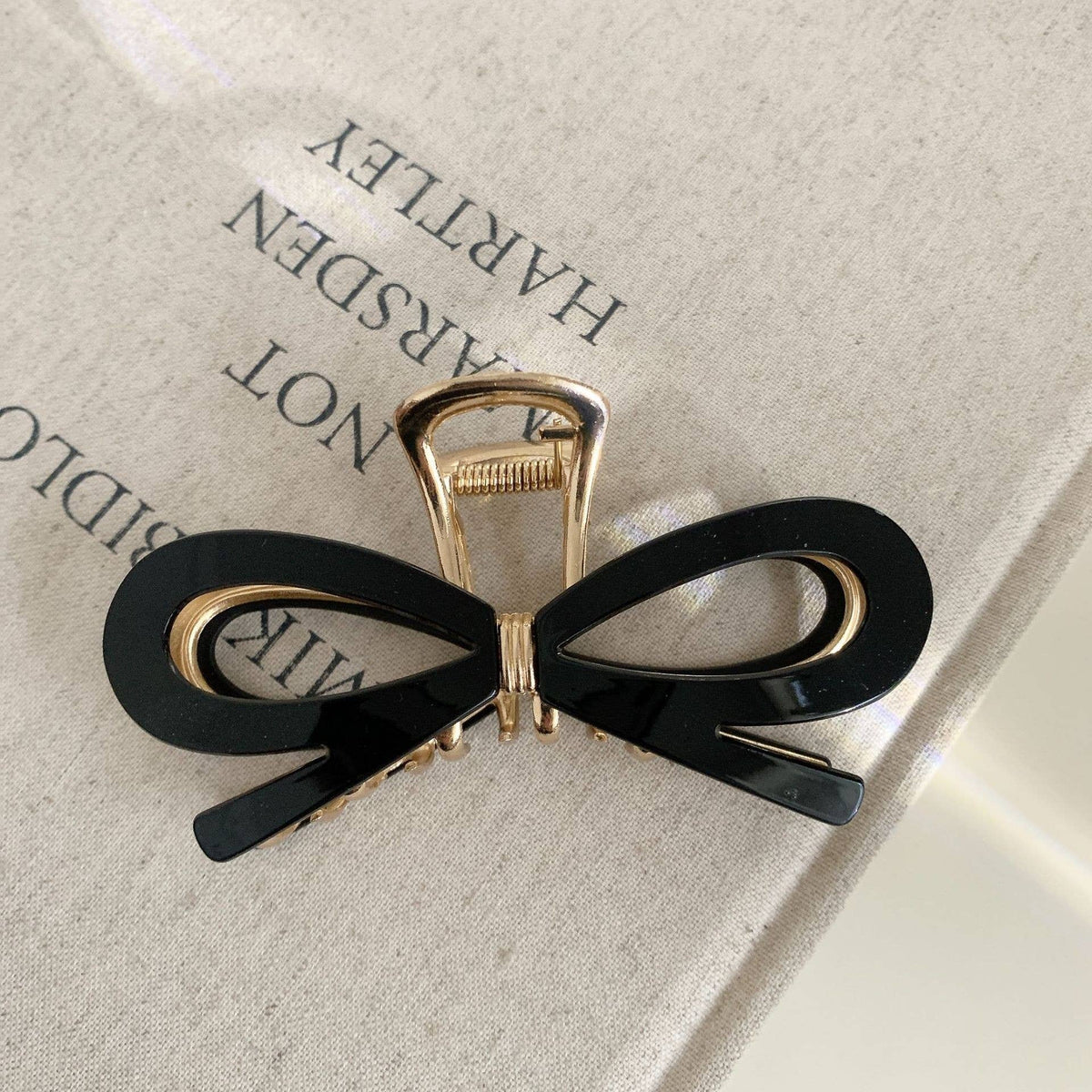 Open Ribbon Bow Gold-Tone Metal Hair Claw Clips | 40H881