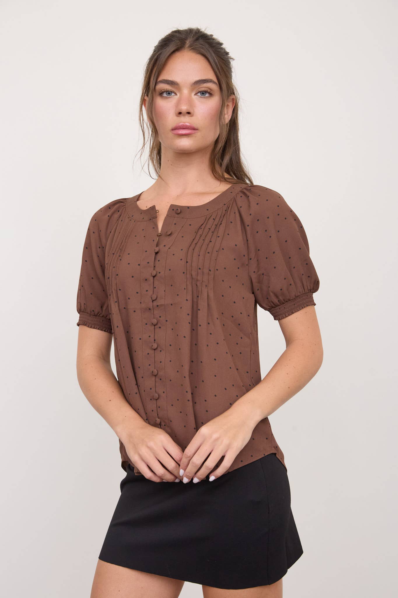 PINTUCK POLKA DOT BUTTON DOWN PUFF SLEEVE TOP