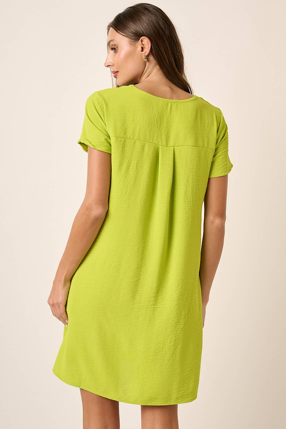 CD1565-AIRFLOW V-NECK SHORT SLEEVE SHIFT DRESS