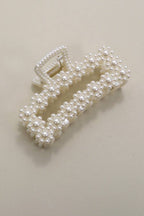 PEARL HAIR CLAW CLIPS