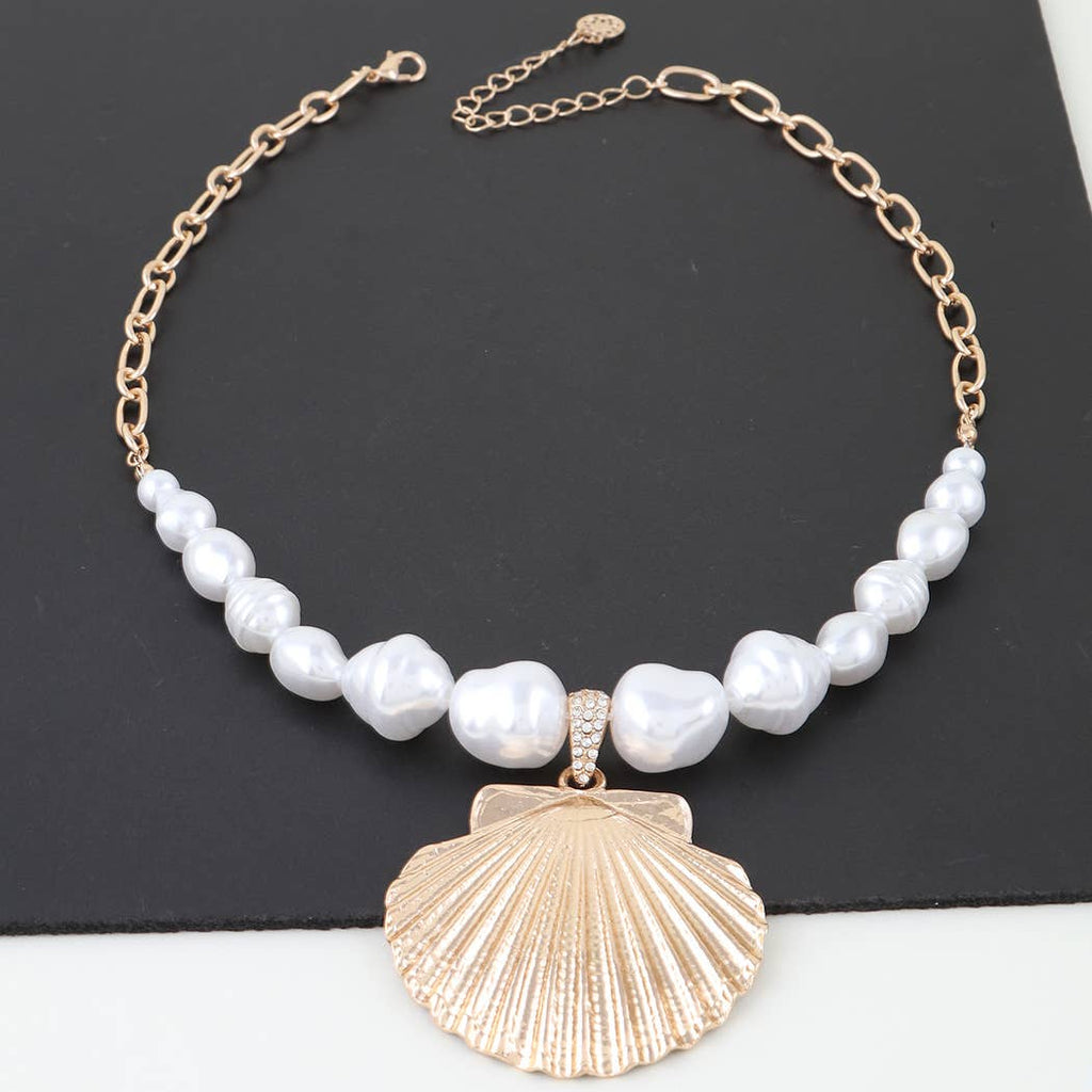 Pearl Oversized Scallop Statement Necklace