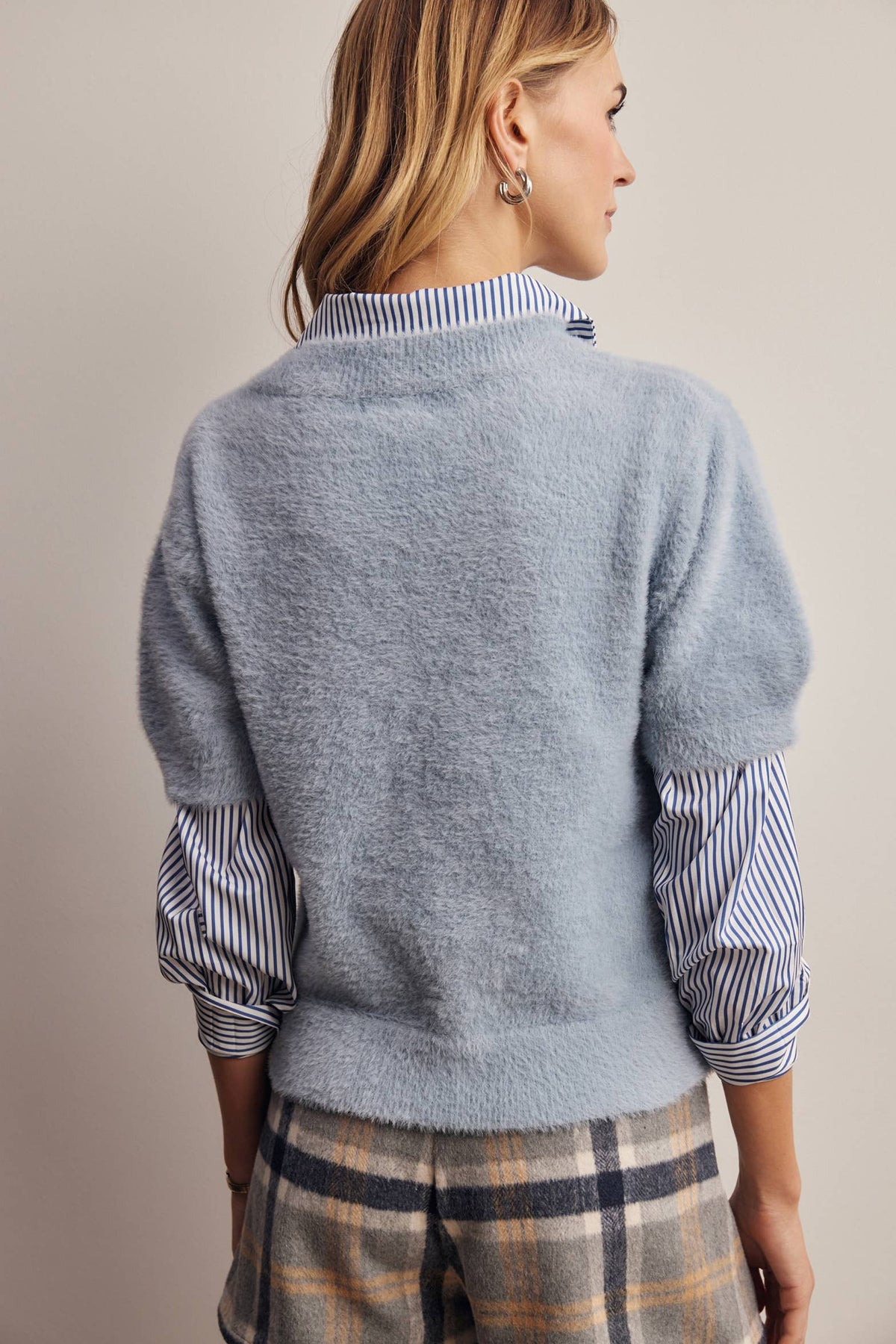 Fuzzy V-Neck Knit Top FSW0105