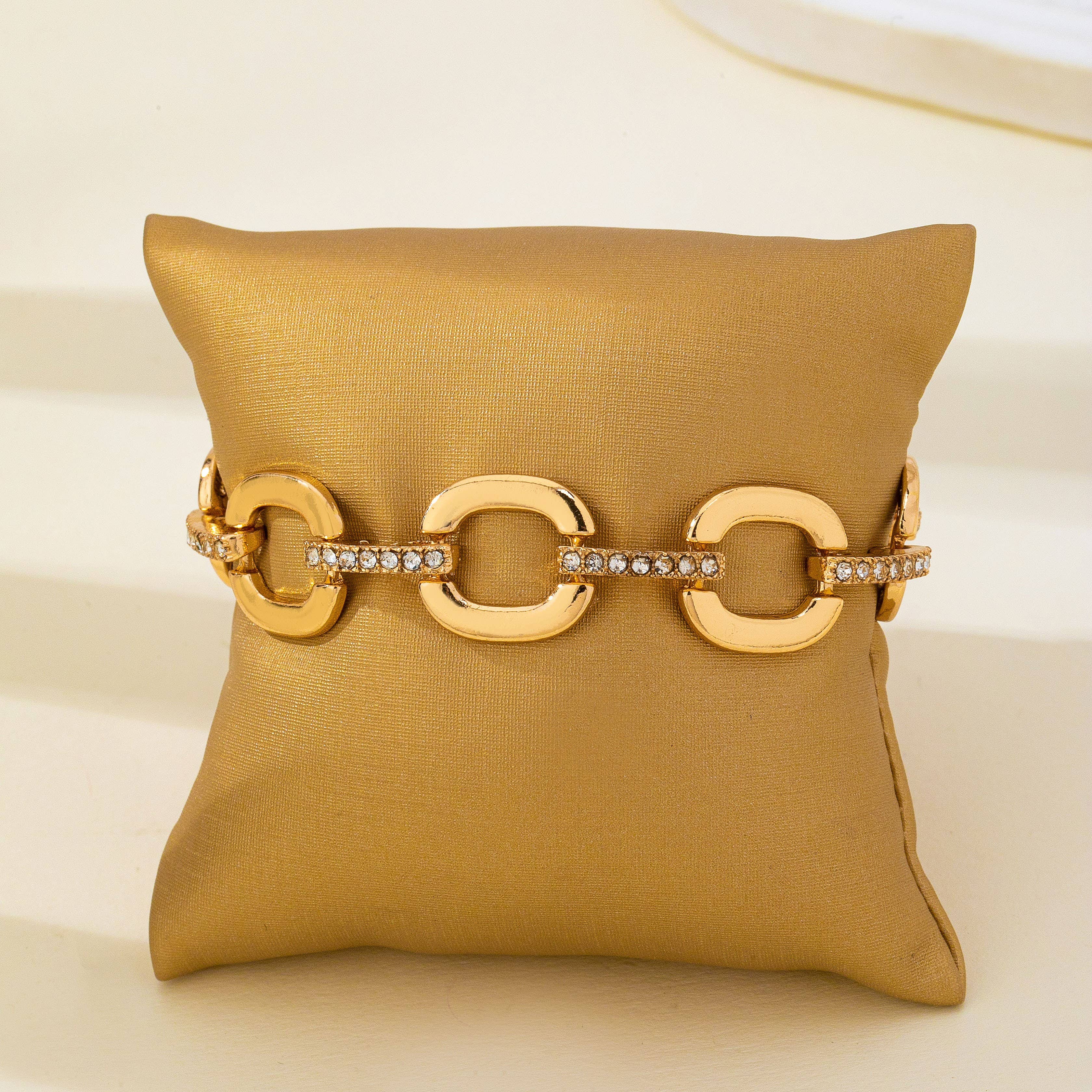 Crystal Glass Pave Bar Link Chain Toggle Bracelet | 80B1890