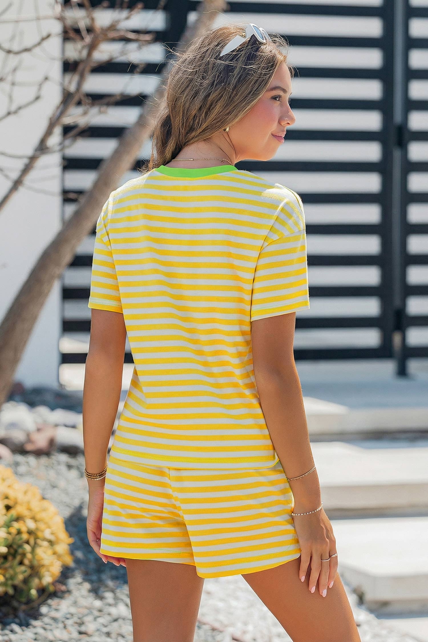 Contrast Neck Loose Tee and Drawstring Shorts Set