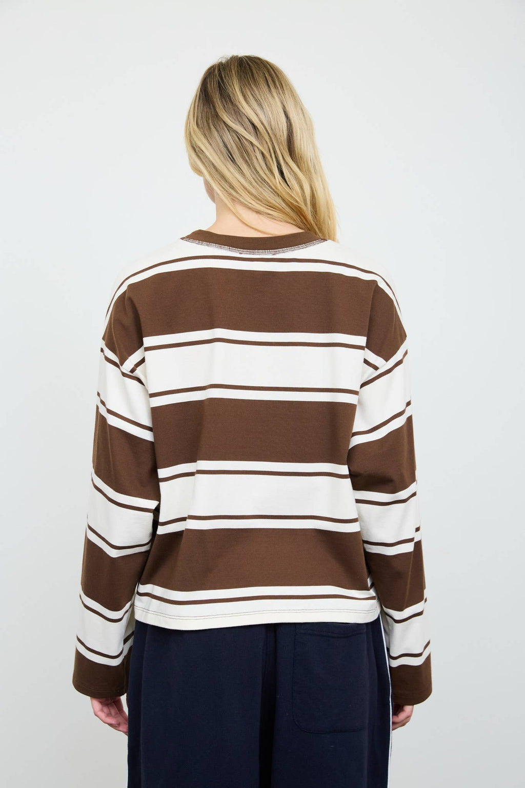 WIDE STRIPE CREW NECK LONG SLEEVE KNIT SWEATSHIRT